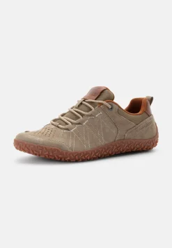 Sneaker mit flexibler Laufsohle