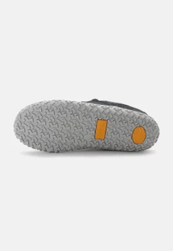 Sneaker mit flexibler Laufsohle
