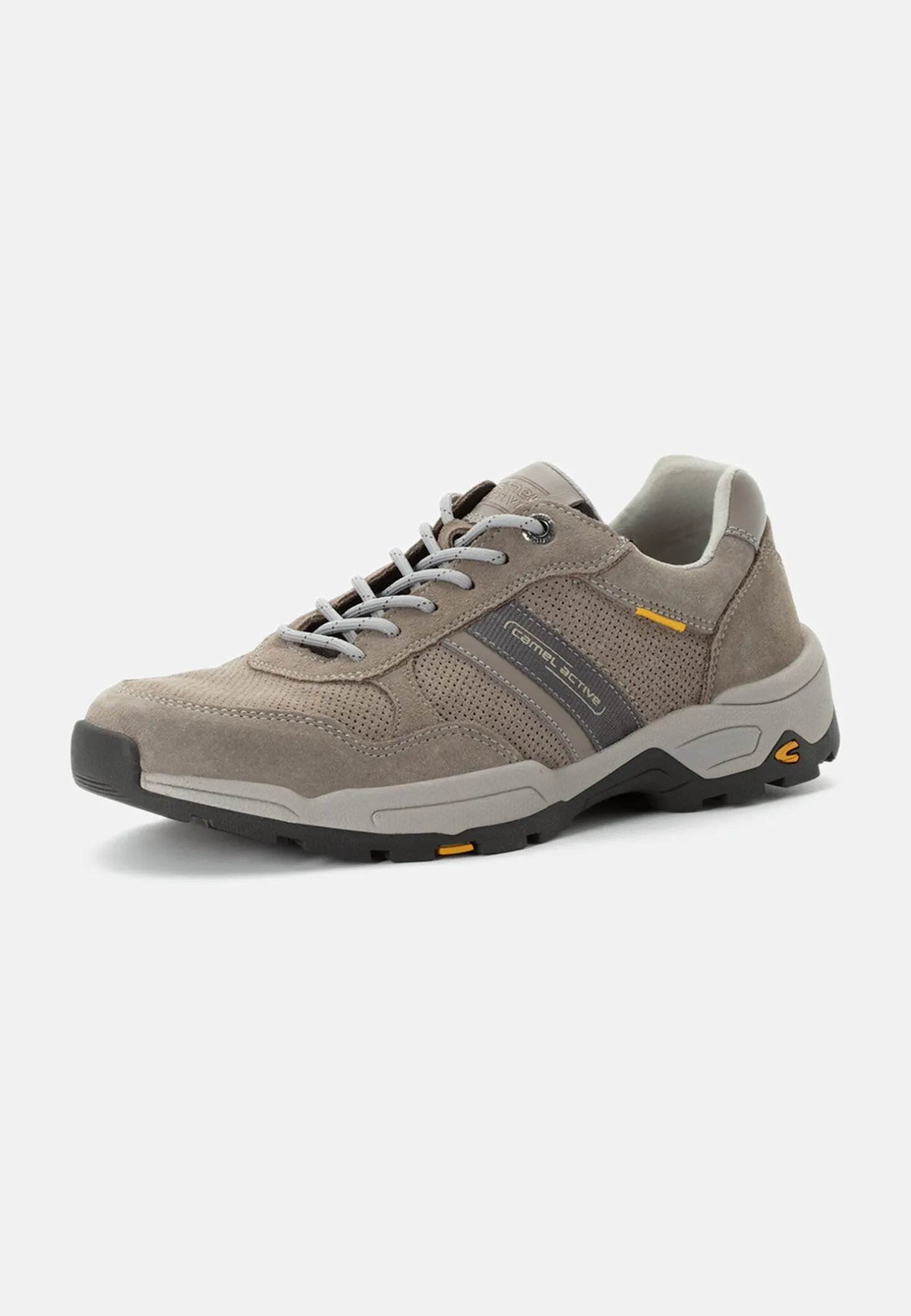 Sneaker mit griffiger Laufsohle