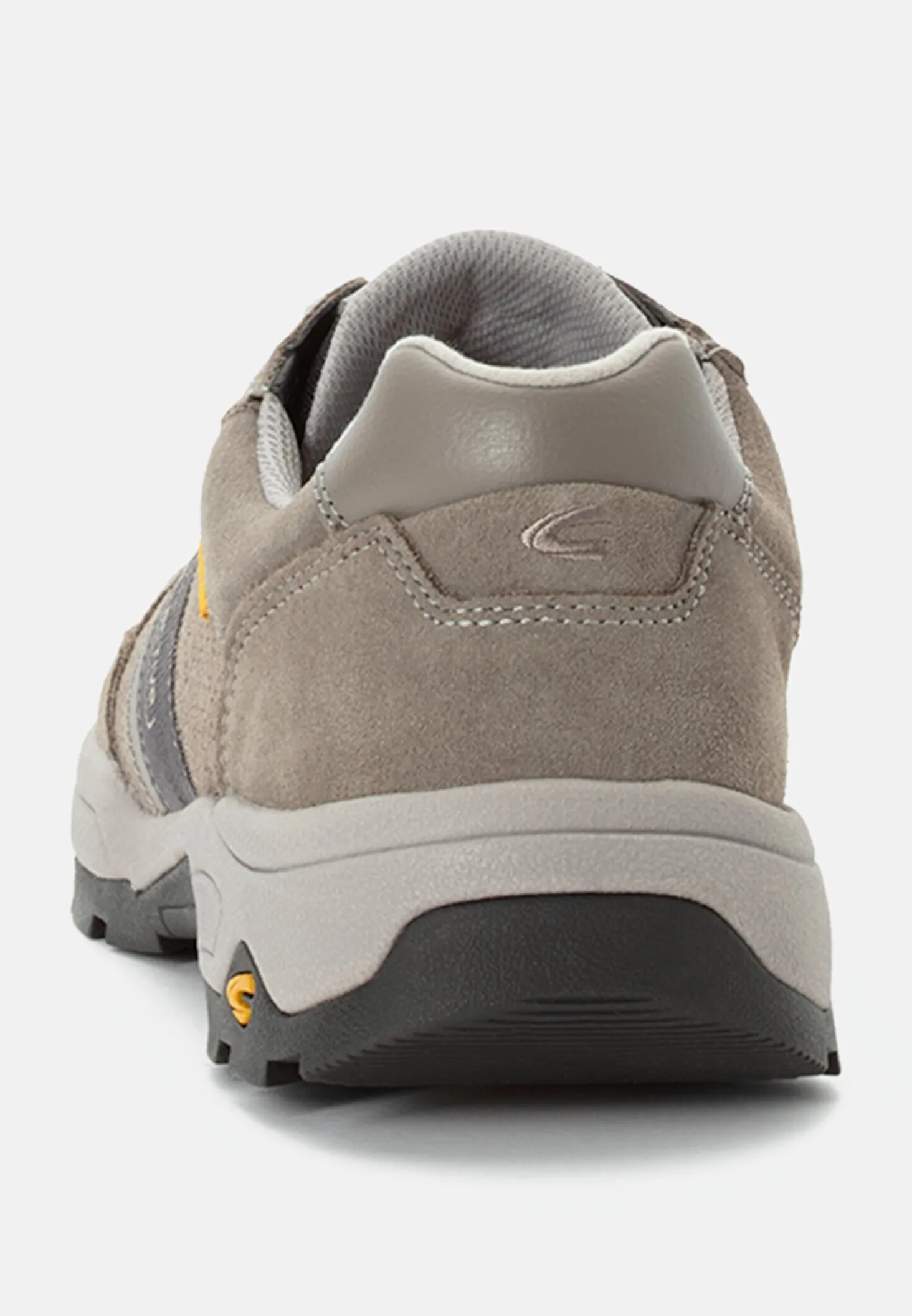 Sneaker mit griffiger Laufsohle