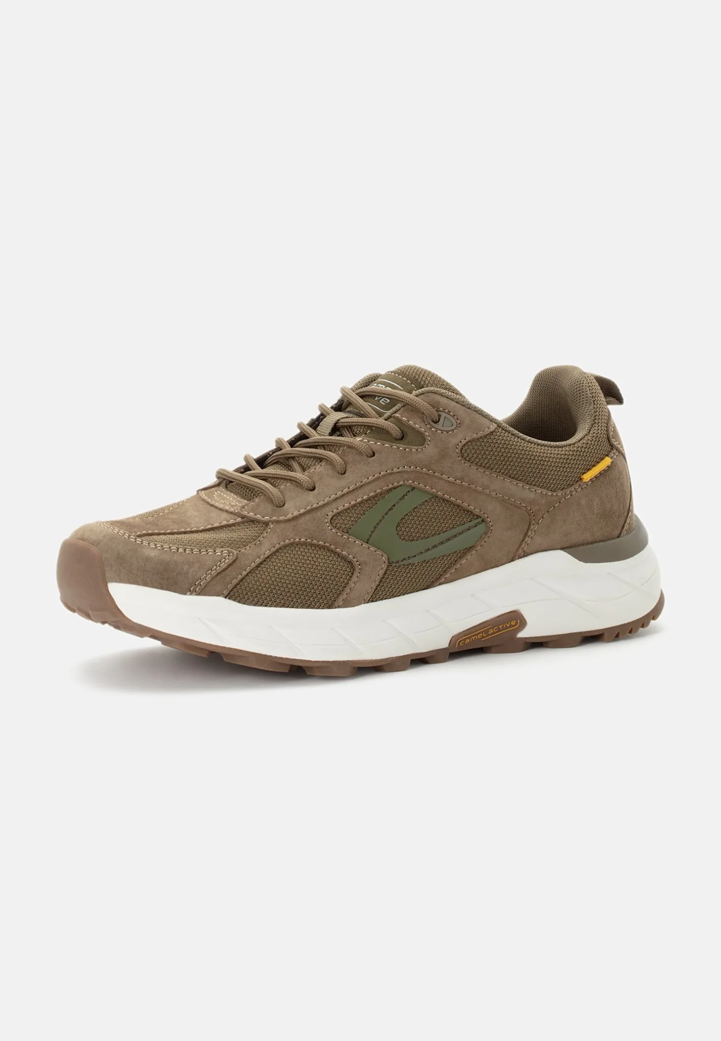 Sneaker mit griffiger Sohle