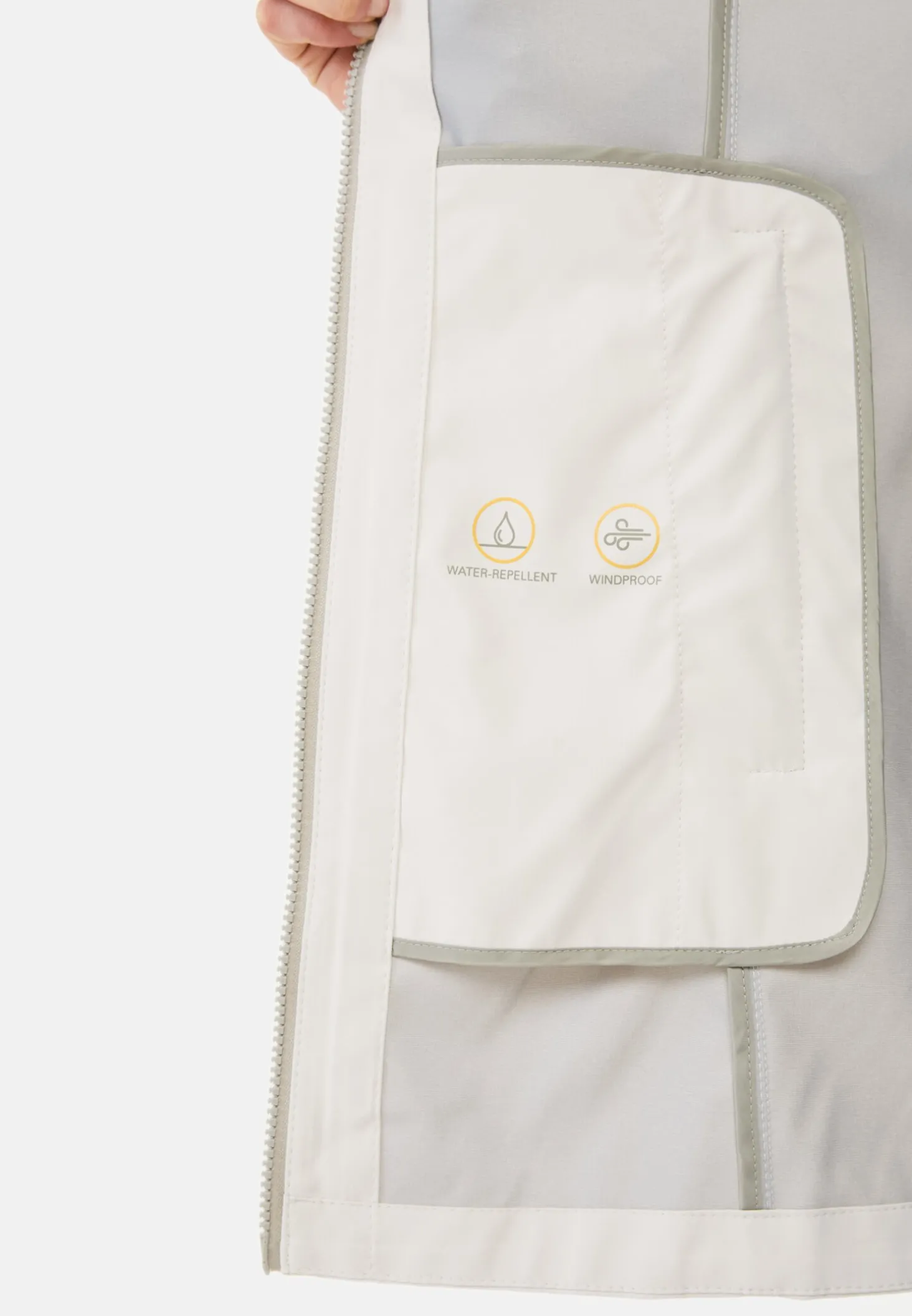 Softshell Jacke aus recyceltem Polyester