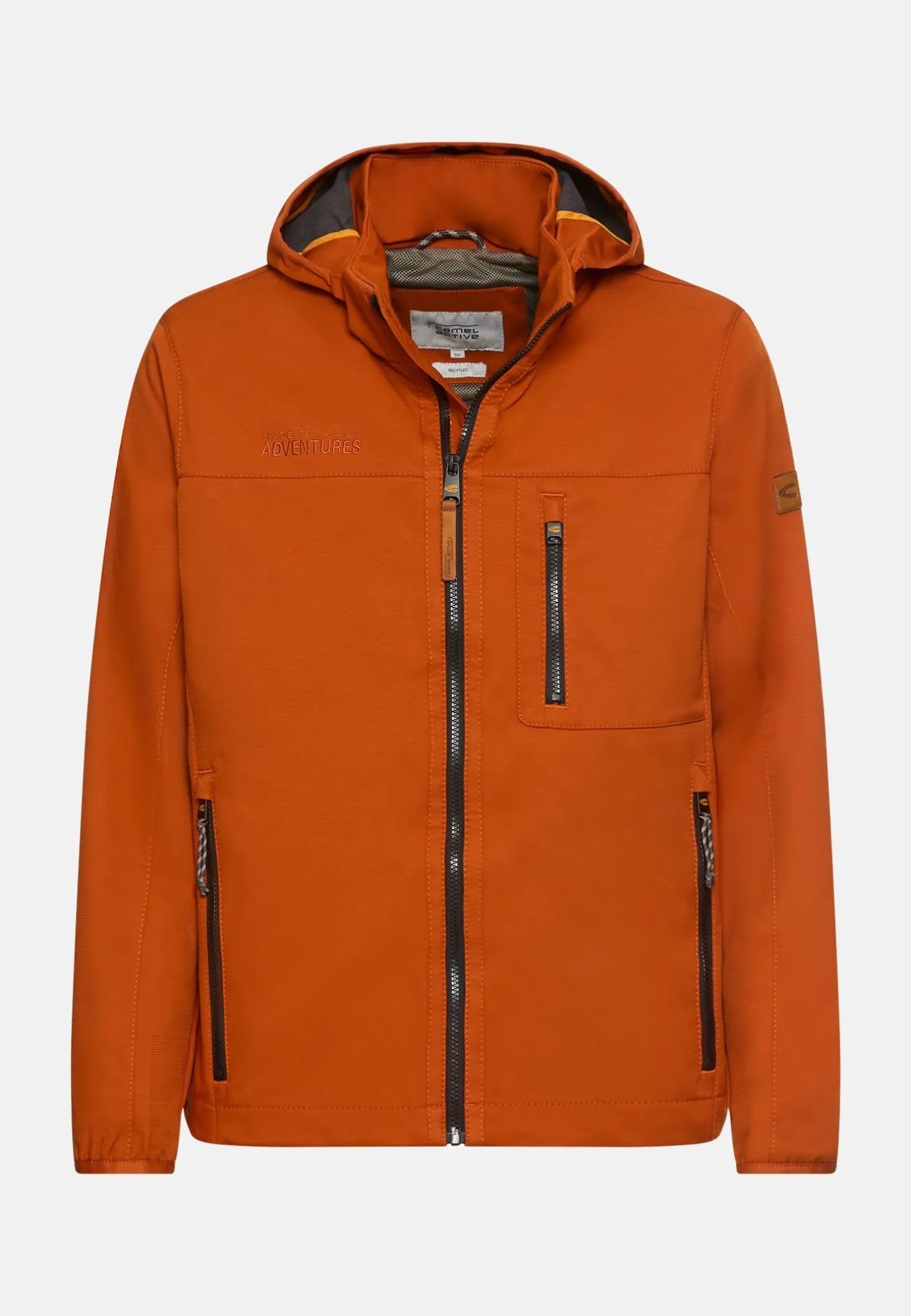 Softshelljacke mit abnehmbarer Kapuze
