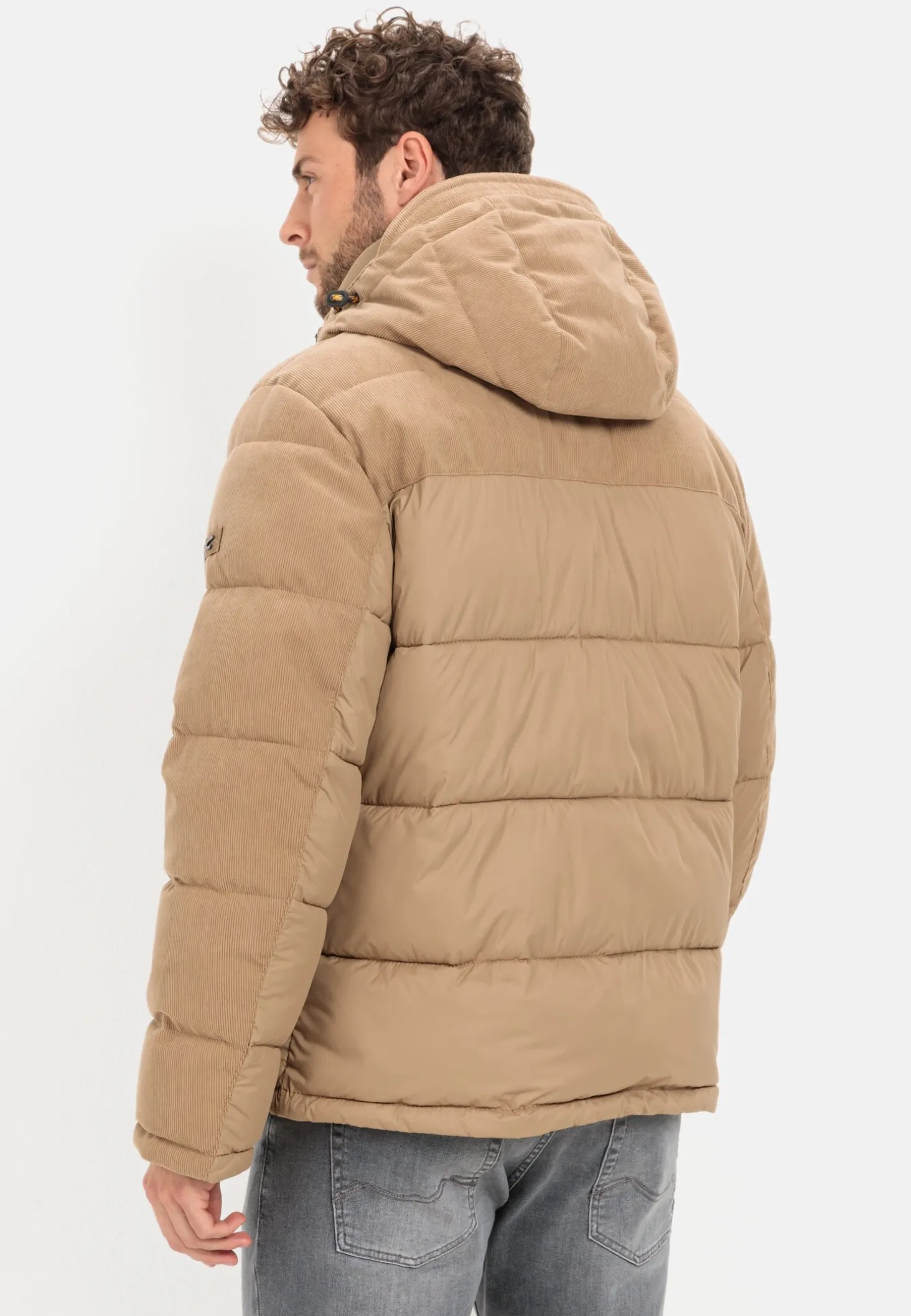 Steppjacke mit Cordbesatz