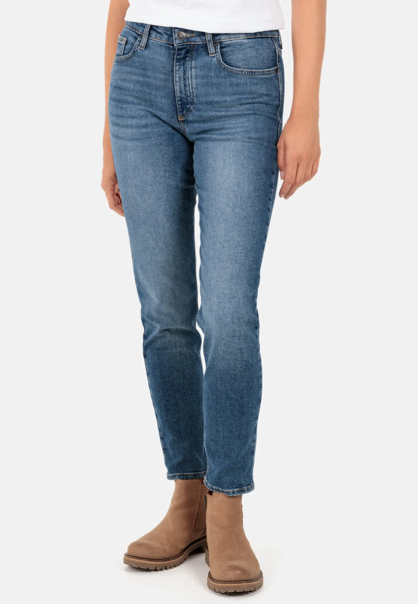 Straight Fit 5-Pocket Jeans