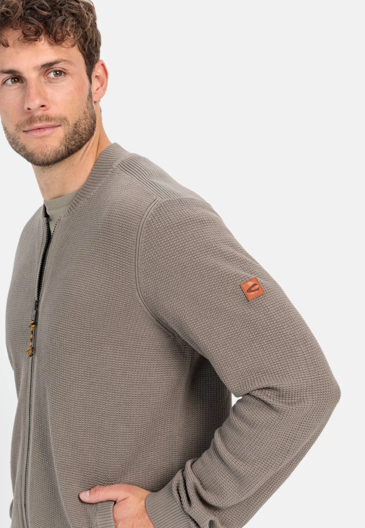 Strickjacke aus zertifiziertem organic Cotton