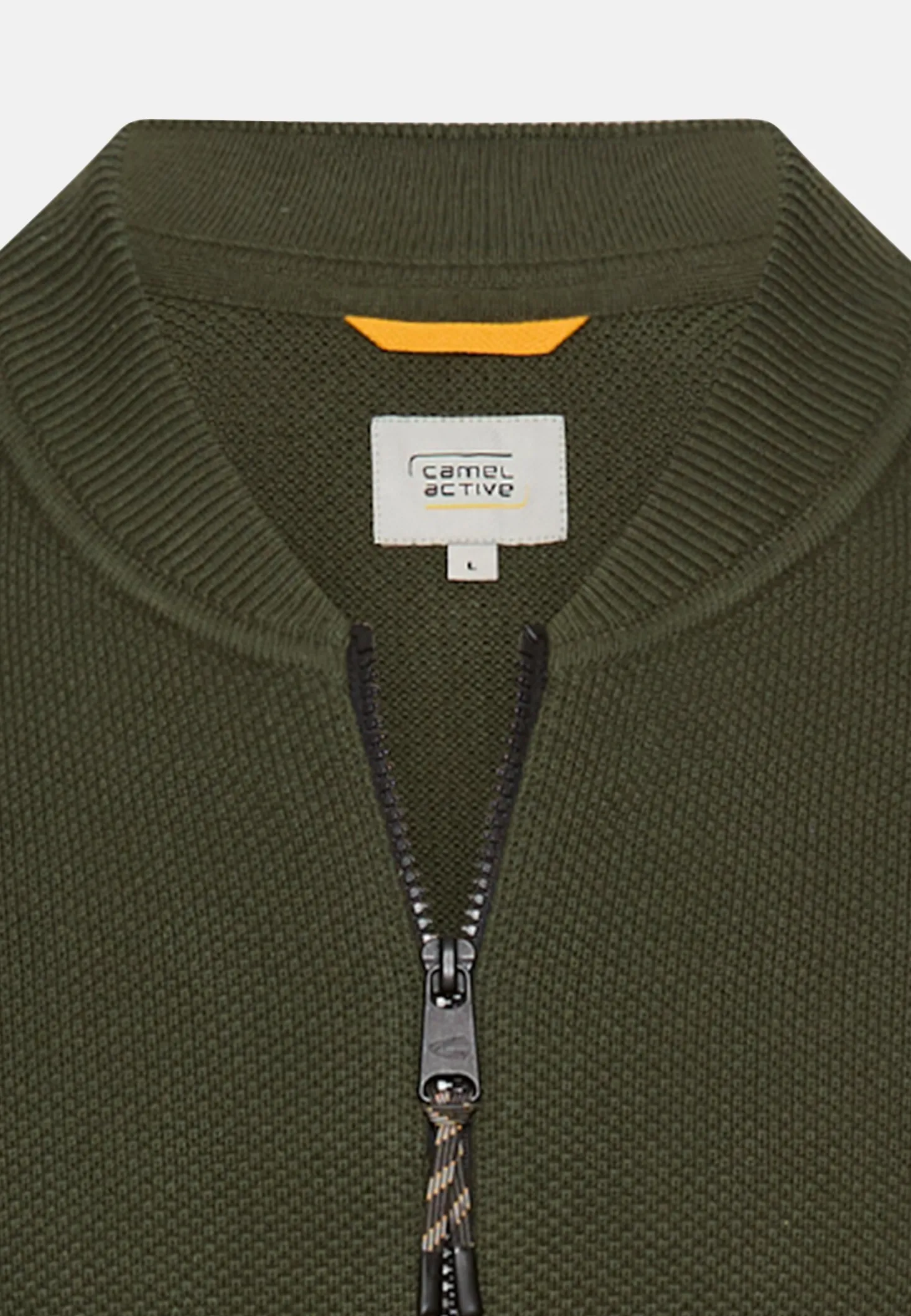 Strickjacke im Bomberstil