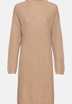 Strickkleid mit Stehkragen