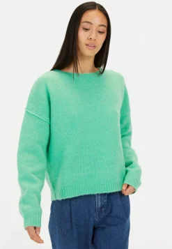 Strickpullover aus einem Wollmix