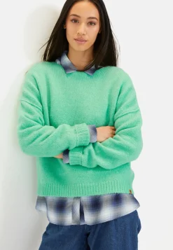 Strickpullover aus einem Wollmix