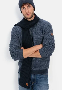 Strickpullover aus einem Baumwollmix