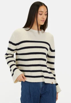 Strickpullover aus einem Baumwollmix