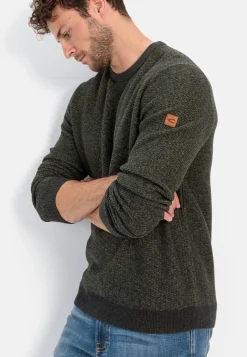 Strickpullover aus einem Baumwollmix