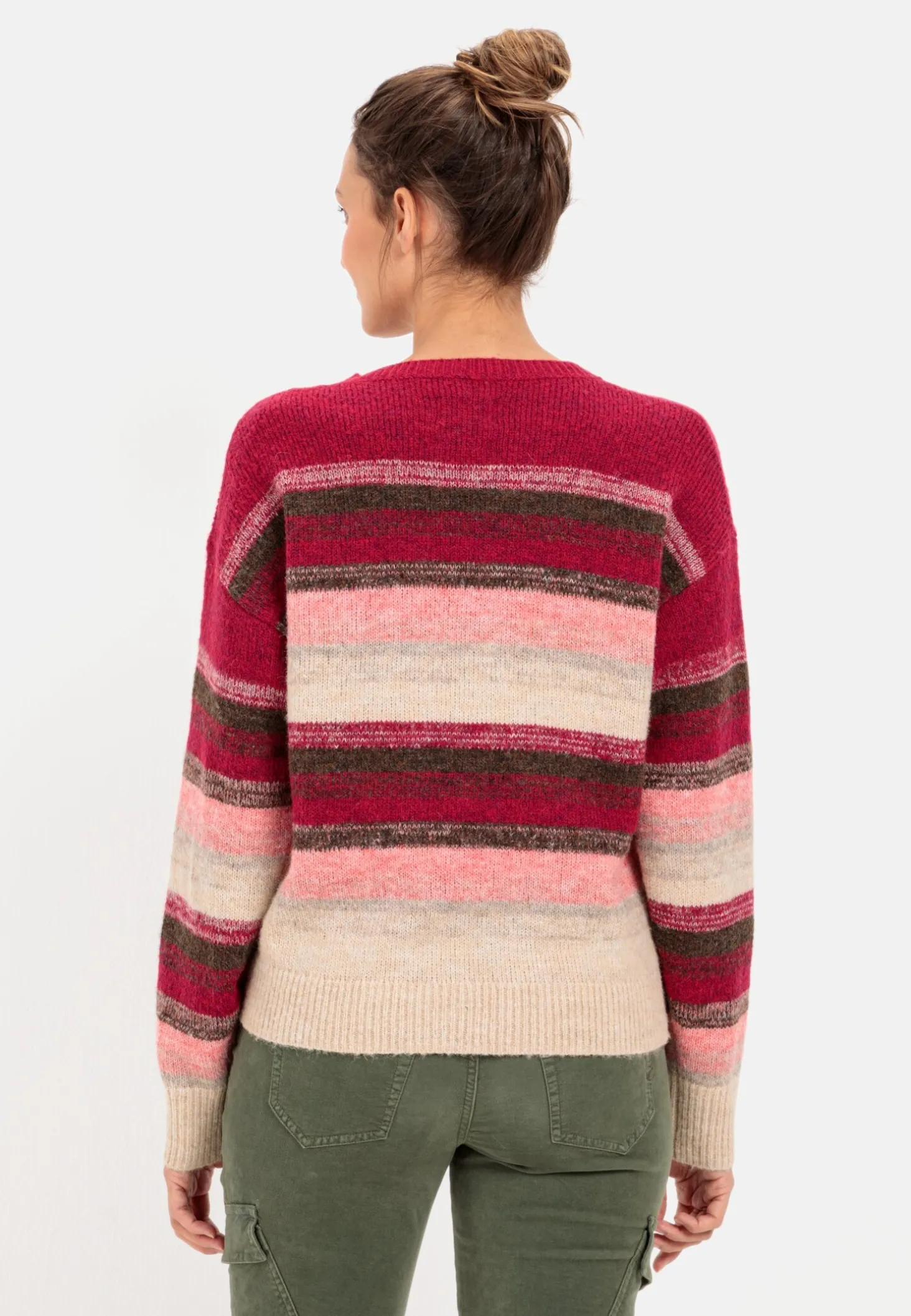 Strickpullover aus recyceltem Materialmix