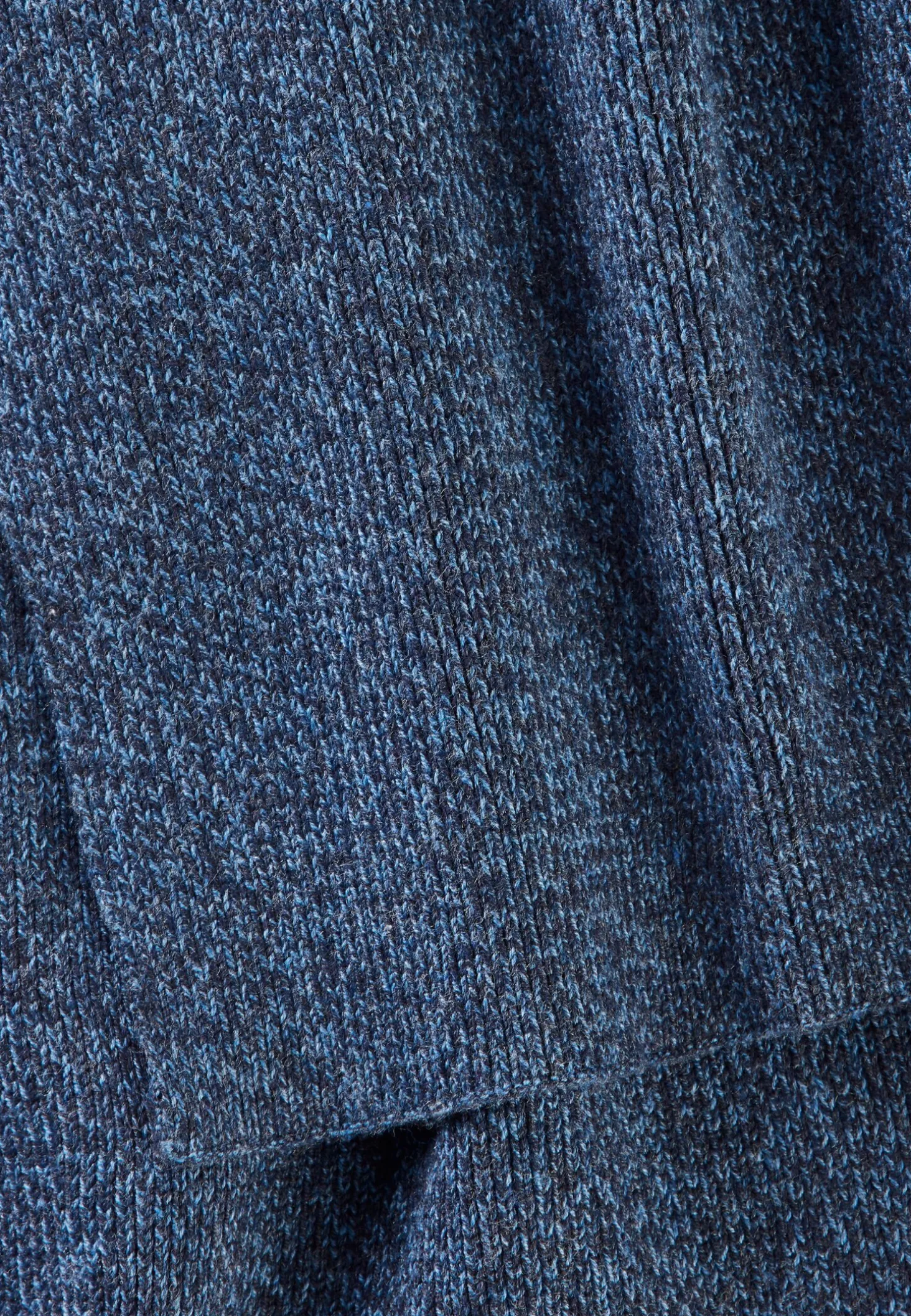 Strickschal aus Baumwoll-Mix