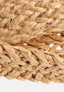 Strohhut aus Papier