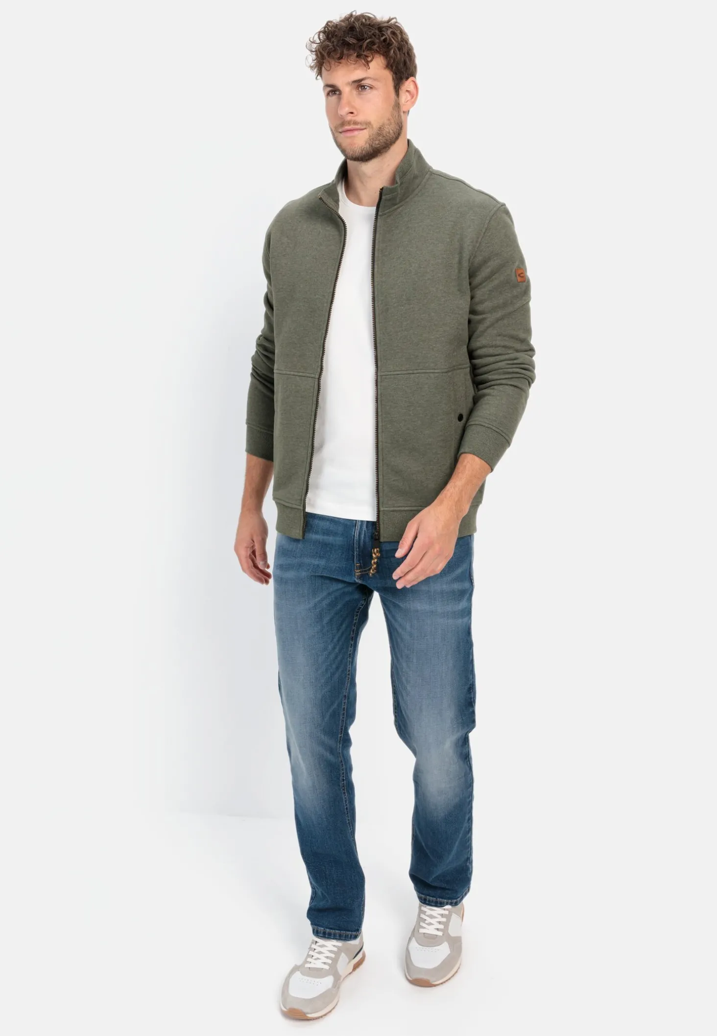 Sweatjacke aus einem Baumwollmix
