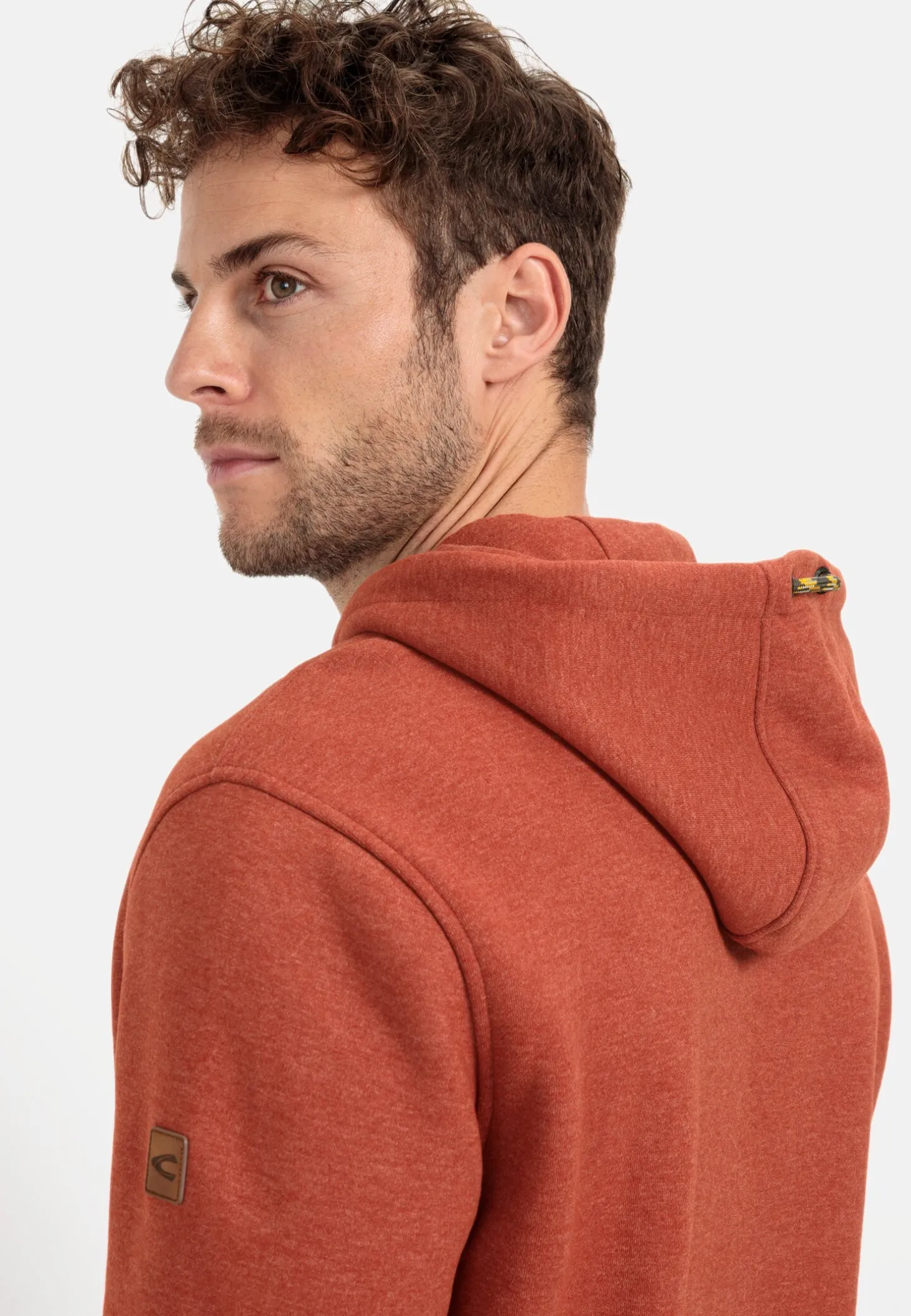 Sweatshirt mit Kapuze aus einem Baumwollmix