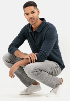 Tapered Fit Jeans mit Smartphone Tasche