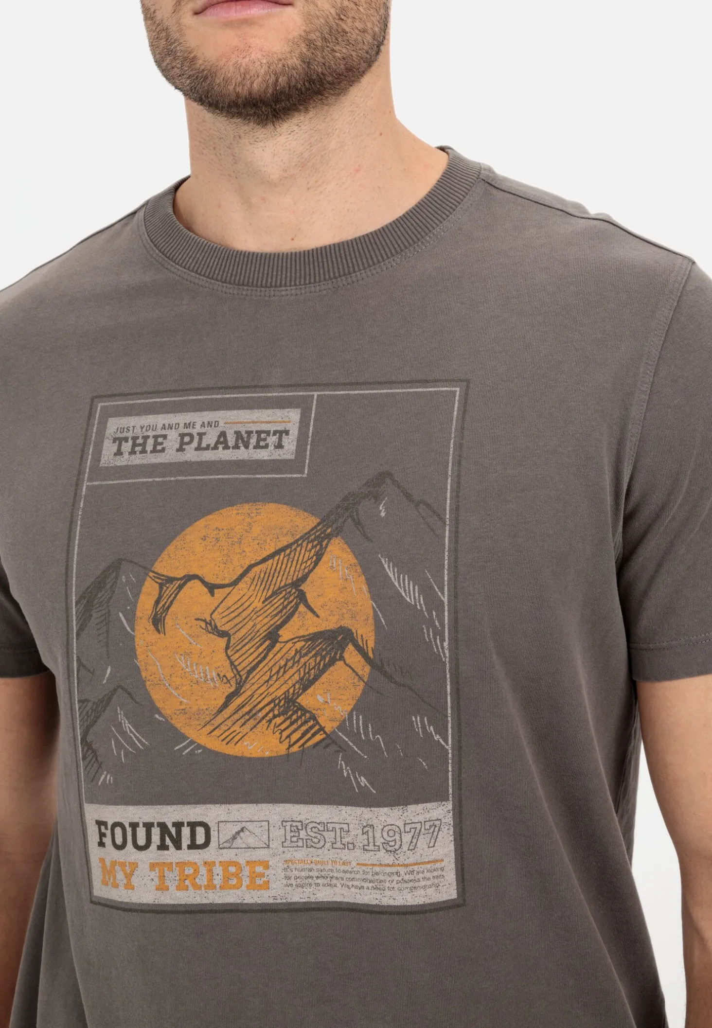 T-Shirt mit Print aus nachhaltigem Organic Cotton