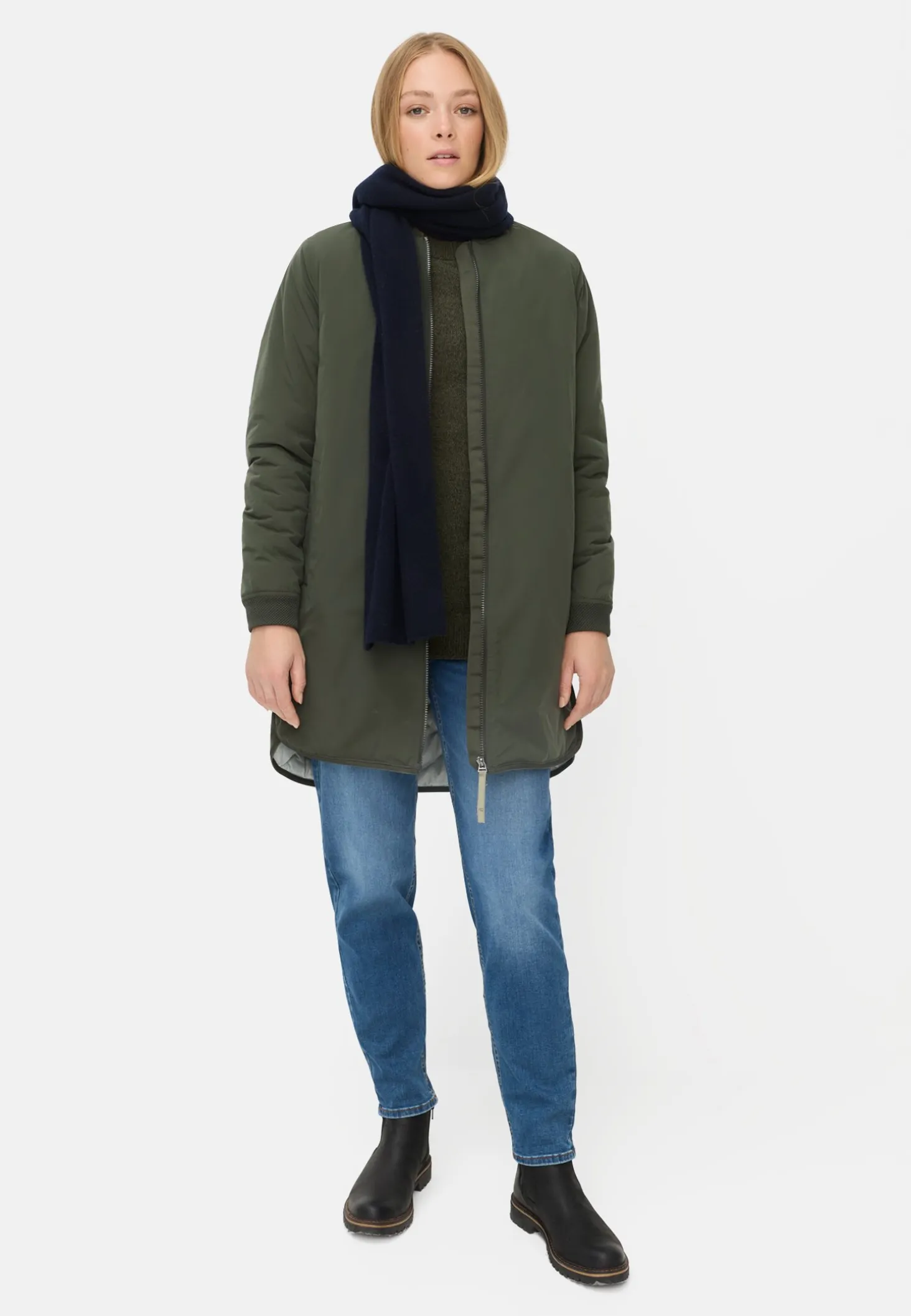 Wasserabweisender Mantel aus reinem Polyester